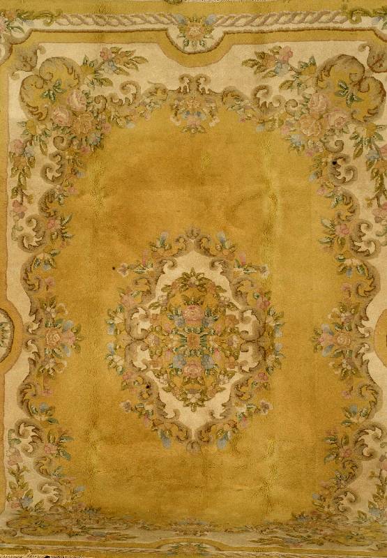 China, ca. 50 Jahre, Wolle auf Baumwolle, ca. 323 x 227 cm, SchÄtzwert: 1800.- EURO, EHZ: 3