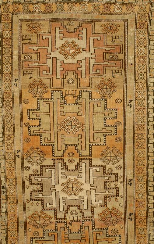 Kazak, Kaukasus, um 1900, Wolle auf Wolle, ca. 231 x 114 cm, SchÄtzwert: 2200.- EURO, EHZ: 3