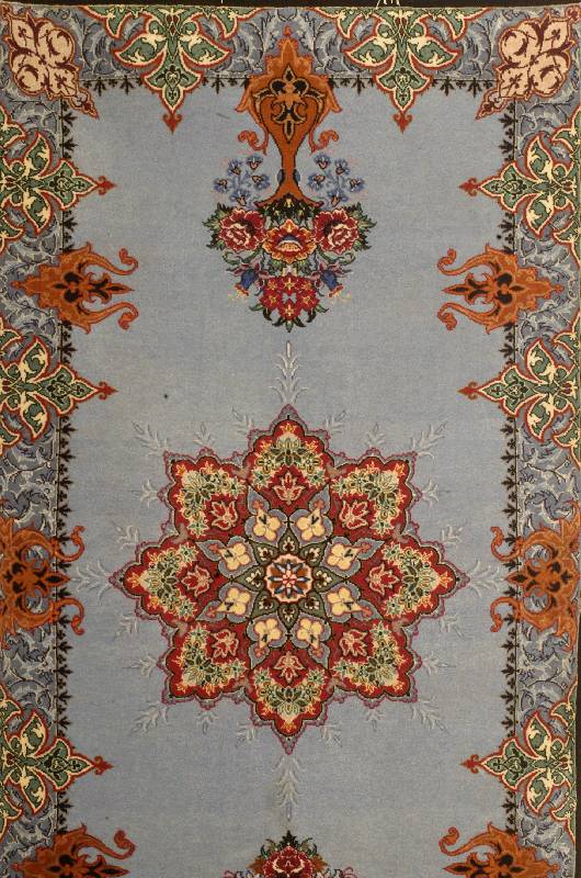 Esfahan fein, Persien, ca. 30 Jahre, Korkwolle auf Seide, ca. 123 x 66 cm, SchÄtzwert: 1100.- EURO, ca. 900.000 Kn/qm, EHZ: 2, (abrasch)