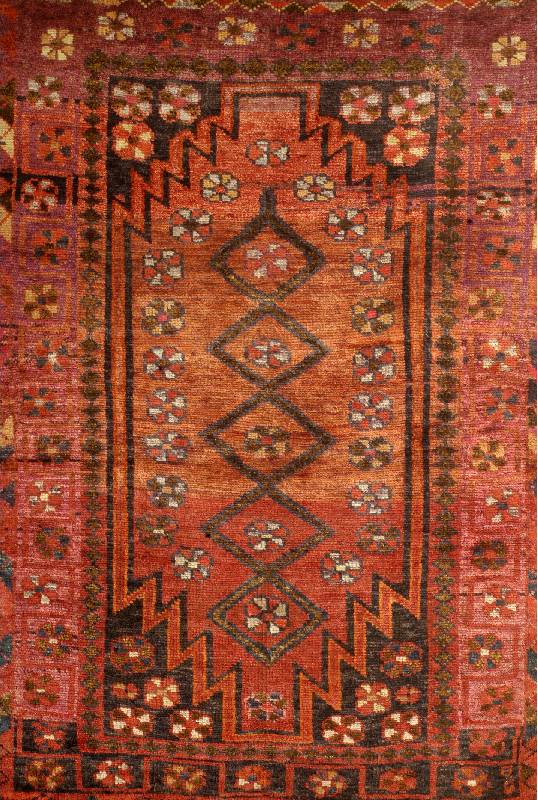 Lori, Persien, ca. 50 Jahre, Wolle auf Baumwolle, ca. 180 x 123 cm, Schätzwert: 850.- EURO, EHZ: 3