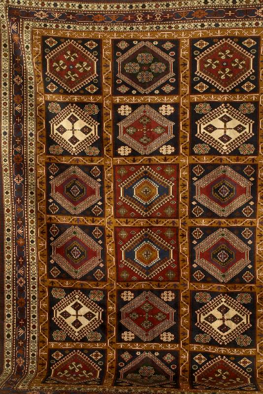 Yalameh, Persien, um 1930, Wolle auf Wolle, ca. 300 x 213 cm, Schätzwert: 3500.- EURO, EHZ: 2-3