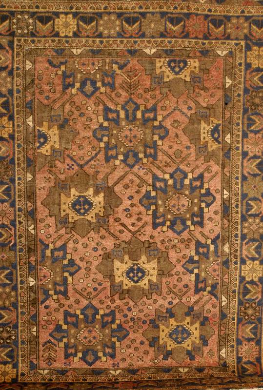 Azerbajan, um 1910, Wolle auf Baumwolle, ca. 175 x 127 cm, SchÄtzwert: 1100.- EURO, EHZ: 4