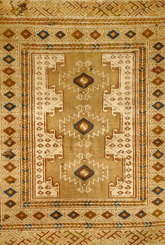 Torkman, Persien, ca. 60 Jahre, Wolle auf Baumwolle, ca. 83 x 66 cm, SchÄtzwert: 480.- EURO, EHZ: 2