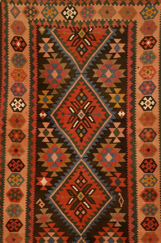 Armenischer Nagorni-Karabagh Kelim,aus dem Do rf Avetarnots, 19.Jhd, EHZ: 2, Naturfarben. Feiner antiker Schlitzkelim, SchÄtzwert: 6000. -, Lit.: ...