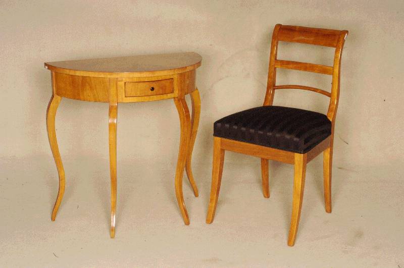 4 StÜhle, im Biedermeierstil, Kirschbaum massiv, sehr stabil, nach altem Vorbild, gut gearbeitet, wohnfertig, ca. 89x47x50 cm, Sh. 51 cm, St. 39 ...