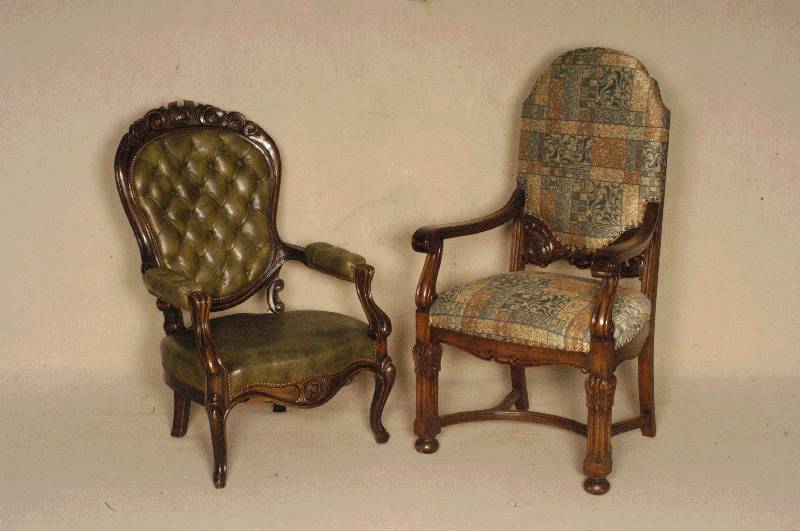 Stuhlsessel, deutsch, um 1910, Gestell Eiche massiv, Beine verstrebt, Handlauf in Veluten auslaufend, Vorderseite 4-eckige SÄulen mit ...