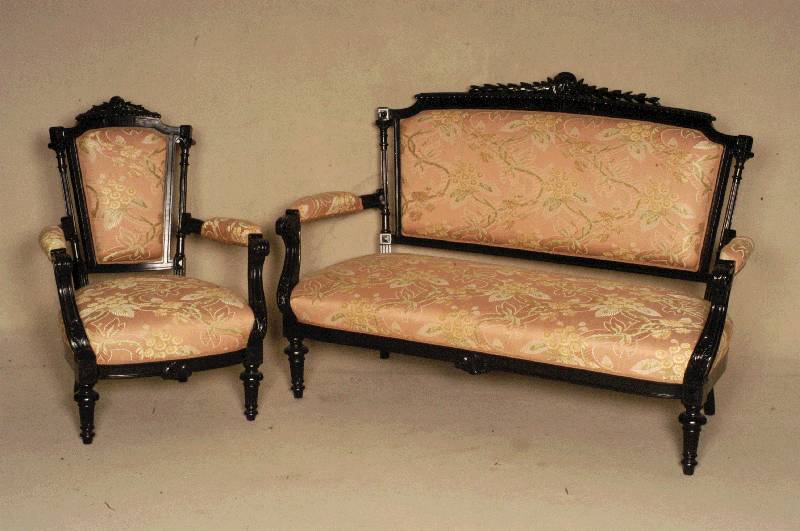 Sitzensemble, deutsch, um 1870/80, GrÜnderzeit, betehend aus Sofa und 2 ArmlehnstÜhle, Korpus Weichholz, Buche massiv, sekundÄr schwarz gelackt, ...