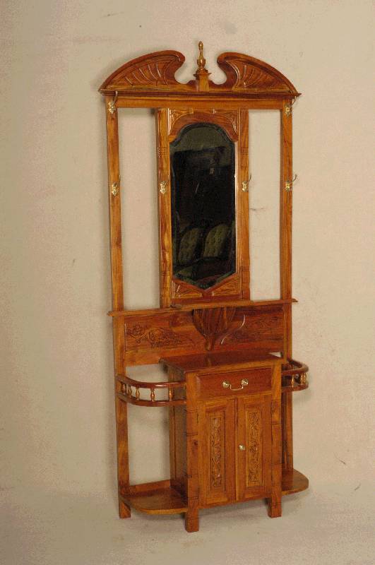 Flurgaderobe, im niederlÄndischen Stil von 1900, Jugendstil, Kirschbaum bzw. Nußbaum auf Kirschbaum gebeizt, florale Flachschnitzerei, ...