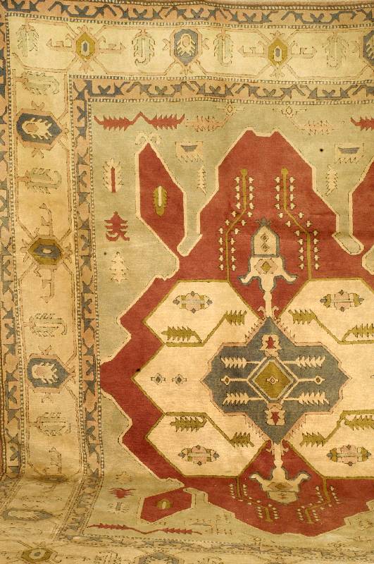 Sultanhani, TÜrkei, ca. 20 Jahre, Wolle auf Wolle, ca. 392 x 298 cm, SchÄtzwert: 3200.- EURO, EHZ: 2. AußergewÖhnliches Mittel-Medaill on. ...