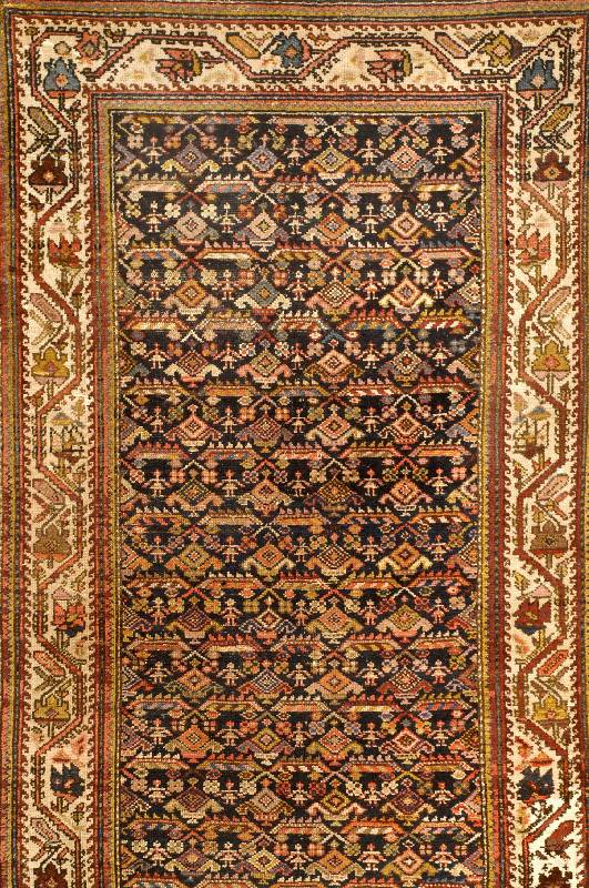 Malayer, Persien, um 1920, Wolle auf Baumwolle, ca. 464 x 105 cm, SchÄtzwert: 1800.- EURO, EHZ: 3-4