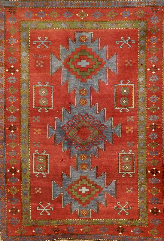 Kazak, Rußland, um 1930, Wolle auf Wolle, ca. 192 x 137 cm, SchÄtzwert: 1800.- EURO, EHZ: 2-3