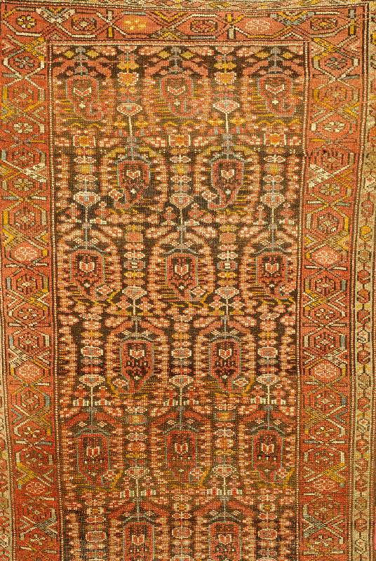 Malayer, Persien, um 1910, Wolle auf Baumwolle, ca. 224 x 92 cm, SchÄtzwert: 950.- EURO, EHZ: 4