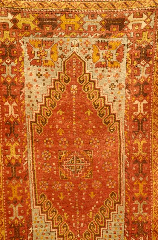 MÜjur, TÜrkei, um 1925, Wolle auf Wolle, ca. 318 x 98 cm, SchÄtzwert: 1500.- EURO, EHZ: