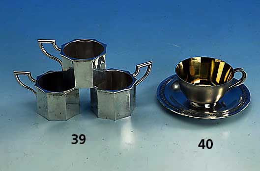 Teetasse, Rußland um 1956, 875er Silber, Innenvergoldung, abstrakt florale Bandverz., Unterteller Durchm. ca. 12 cm