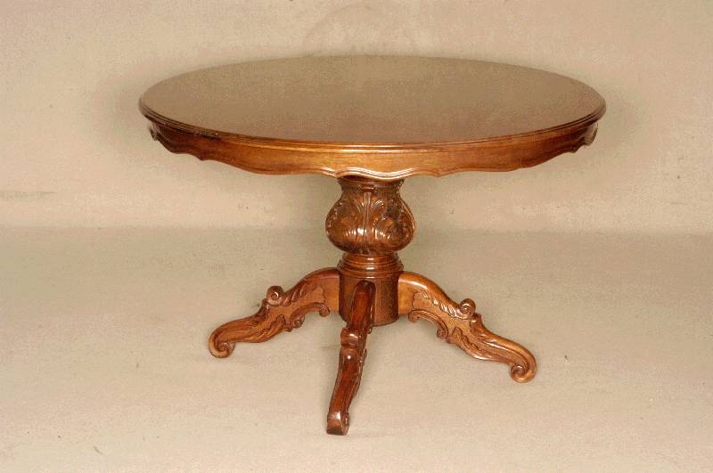 Tisch, Italien, Louis-Philippe-Stil, Korpus Weichholz, Wurzelnußfurnier, gebogene Zarge, runde Platte, balusterfÖrmiger Fuß aus dem Vollholz, ...