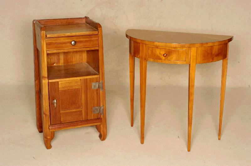 NachtschrÄnkchen, deutsch, um 1910, Jugendstil, Entwurf wohl Riemerschmidt, Weichholz massiv, BeschlÄge original, Gebrauchsspuren, schÖnes ...