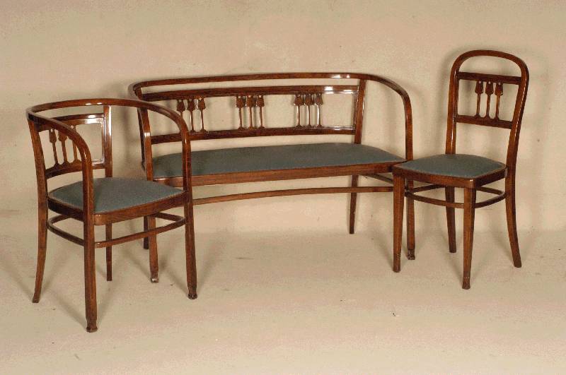 Wiener BugholzmÖbel, um 1900, Jugendstil, signiert Kohn, starker Einfluß von Moser, bestehend aus Bank, 2 Armlehnsessel und 3 StÜhle, Bugholz, ...