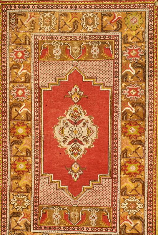 Taspinar, Türkei, um 1930, Wolle auf Baumwolle, ca. 174 x 106 cm, Schätzwert: 950.- EURO, EHZ: 4