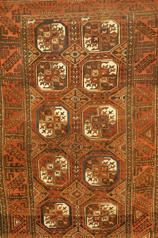 Belutsch, Persien, um 1900, Wolle auf Wolle, ca. 200 x 111 cm, Schätzwert: 1100.- EURO, EHZ: 3-4