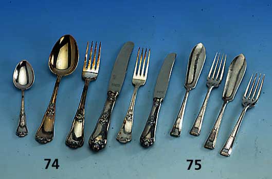 84-teiliges Besteck, Bruckmann, 90er Silberauflage, best. aus: 12 Messer, 12 Gabeln, 12 LÖffel, 12 FrÜhstÜcksmesser, 10 FrÜhstÜcksgabeln, 12 ...