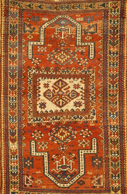 Fachralo Kazak, Kaukasus, um 1900, Wolle auf Wolle, ca. 193 x 120 cm, SchÄtzwert: 3800.- EURO, signiert und datiert, EHZ: 4-5. Klare und ...