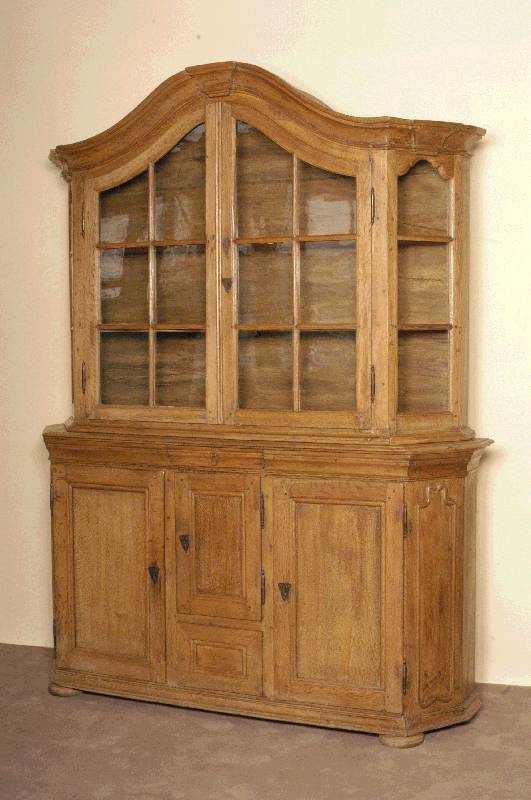Glasschrank, deutsch um 1830, westfÄlisch oder -bergisch, Eiche massiv, zweiteilig, Oberteil zweitÜriges Vitrinenteil mit Sprossenverglasung, ...