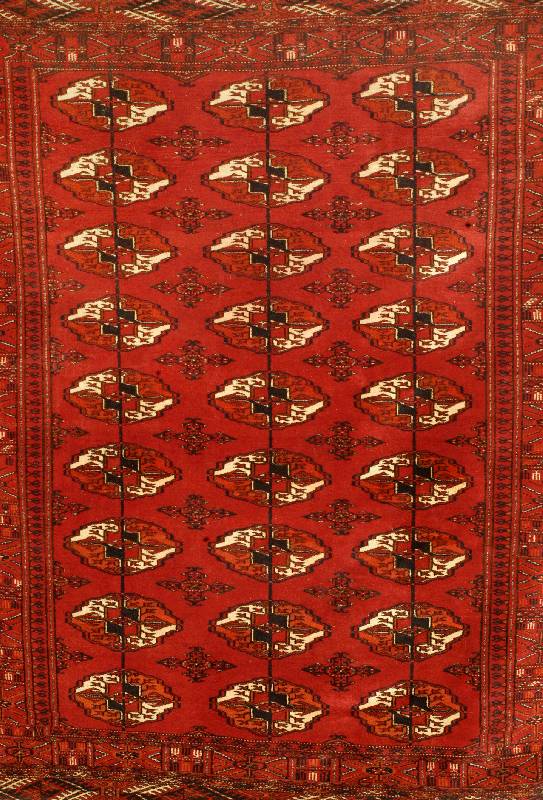 Buchara, Tukmenistan, ca. 50 Jahre, Wolle auf Wolle, ca. 141 x 119 cm, SchÄtzwert: 950.- EURO, EHZ: 3