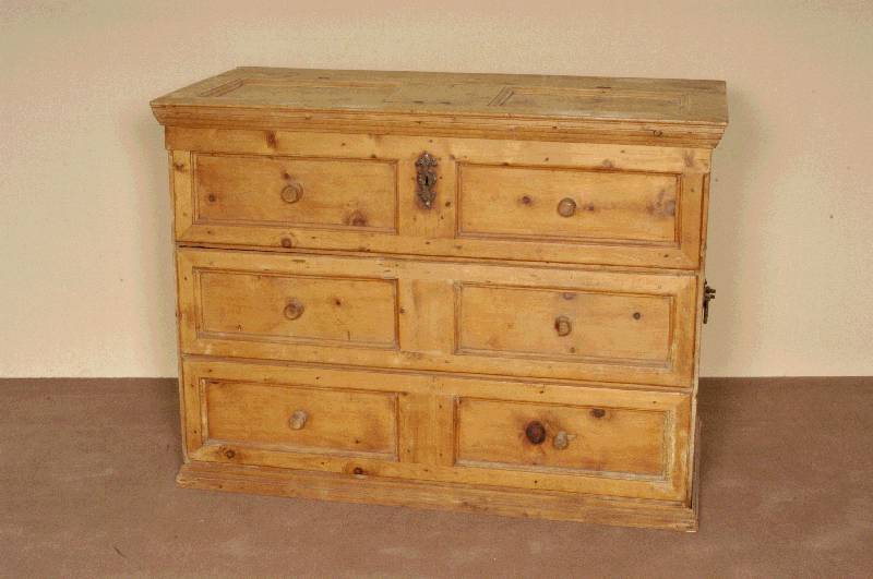 Kommode, deutsch/Pfalz, um 1780/1800, Schubladen mit Seitenfassung, abgelaugt, FÜße fehlen, sollte komplett Überarbeitet werden, da Fehlstellen ...