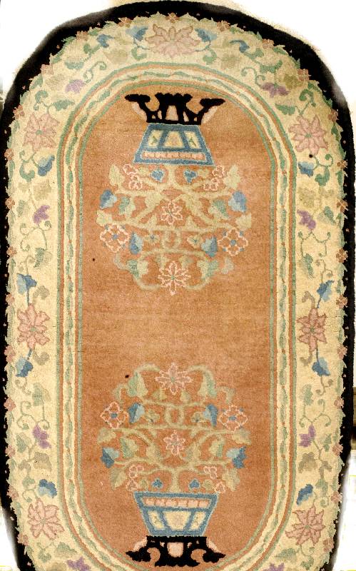 2 China Brücken(oval), um 1910, Wolle auf Baum wolle, 173 x 94cm und 167 x 91cm. Ehz 2 Schätzwert: 3500 Euro.