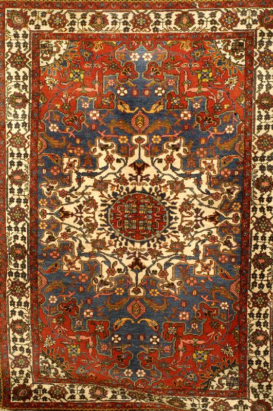 Tafresch, Persien, ca. 45 Jahre, Wolle auf Baumwolle, ca. 190 x 130 cm, Schätzwert: 850.- EURO, EHZ: 3