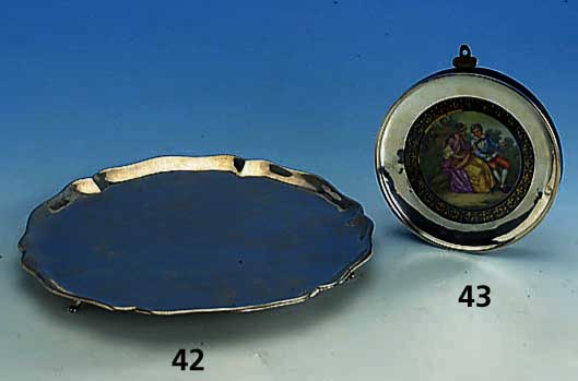 Rundes Tablett auf 3 FÜßen, 900er Silber, Chile, reine Handarbeit, Barockstil, D ca. 25 cm, H. ca. 2 cm, ca. 335 g