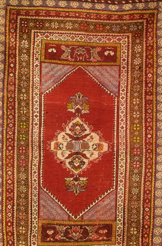 Yagchibidar, Türkei, um 1920, Wolle auf Wolle, ca. 160 x 100 cm, Schätzwert: 1350.- EURO, EHZ: 4