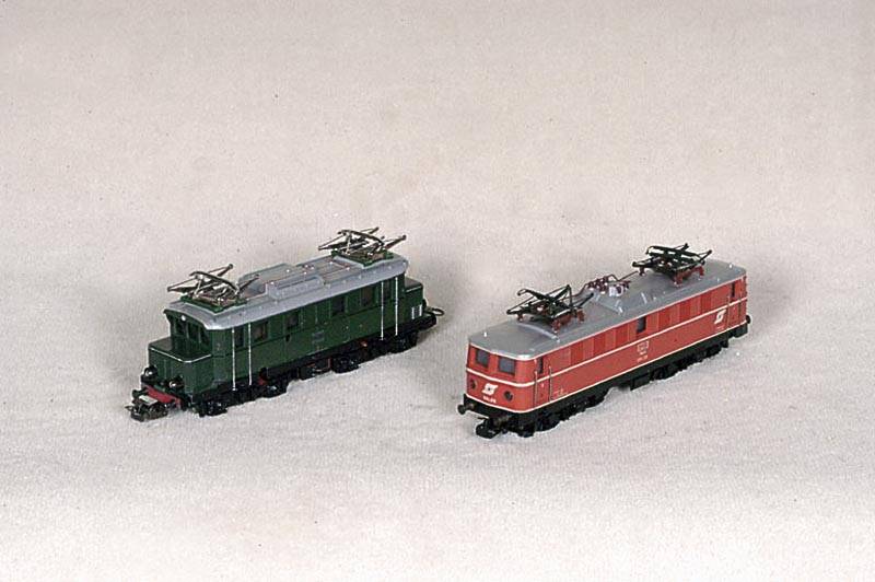 E-Lok, MÄrklin, Mitte 50er Jahre, Spur HO, Nr. 3011, im orig. Karton, funktionsfÄhig, sehr guter zustand, sammelwÜrdig