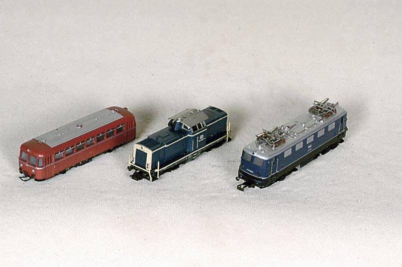 2 E-Loks, MÄrklin, 60er/70er Jahre, Spur HO, Nr. 3016 und 3147, beide im orig. Karton, lt. Einl. funktionsfÄhig, l. bespielt, sammelwÜrdig