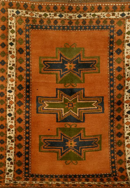 Kars, Türkei, ca. 40 Jahre, Wolle auf Wolle, ca. 210 x 157 cm, Schätzwert: 850.- EURO, EHZ: 2