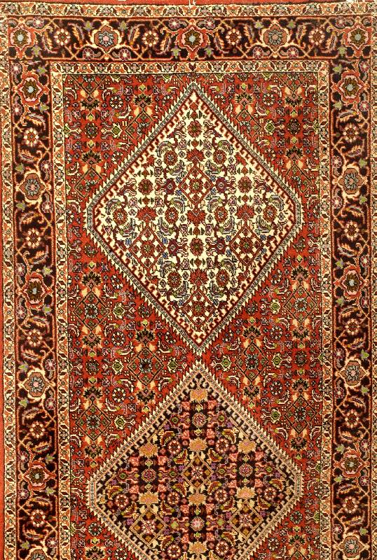 Bidjar, Persien, ca. 20 Jahre, Wolle auf Baumwolle, ca. 212 x 84 cm, Schätzwert: 1450.- EURO, EHZ: 2. Strapazierfähige Knüpfqualität.