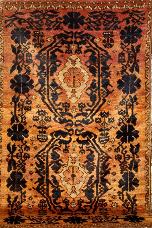Beschir, Afghanistan, um 1930, Wolle auf Wolle, ca. 248 x 142 cm, Schätzwert: 1450.- EURO, EHZ: 3. Ölterer Beschir Teppich in schön er ...