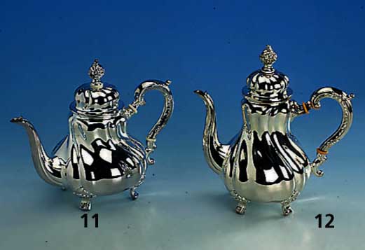 Teekanne, deutsch, 925er Silber, Barockstil, Handarbeit, Kannengriff mit DÄmmringen, ca. 575 g, ca. 60er Jahre, Meistermarke W. ...