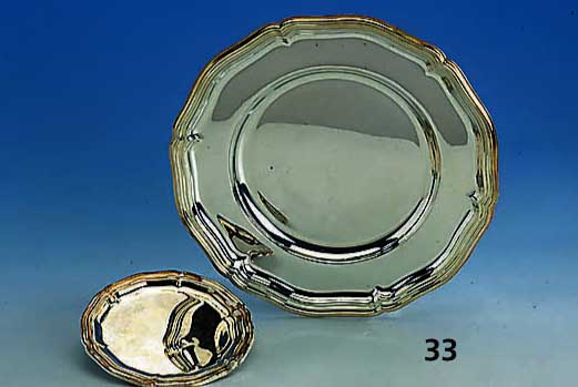 Konvolut 2 Teller, W. Binder/SchwÄbisch- GmÜnd, Barockstil, 1 x 835er Silber, D ca. 14 cm, 1 x 925er Silber, D ca. 27 cm, ca. 385 g