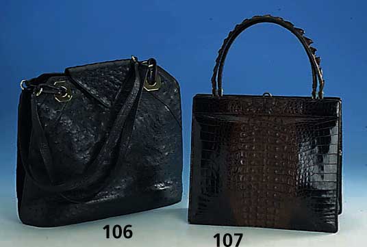 Straußenledertasche, Comtesse, blau-schwarz, verg. Applikationen, geringe Tragespuren, reiche Innenunterteilung, Maße ca. 37 x 30 cm