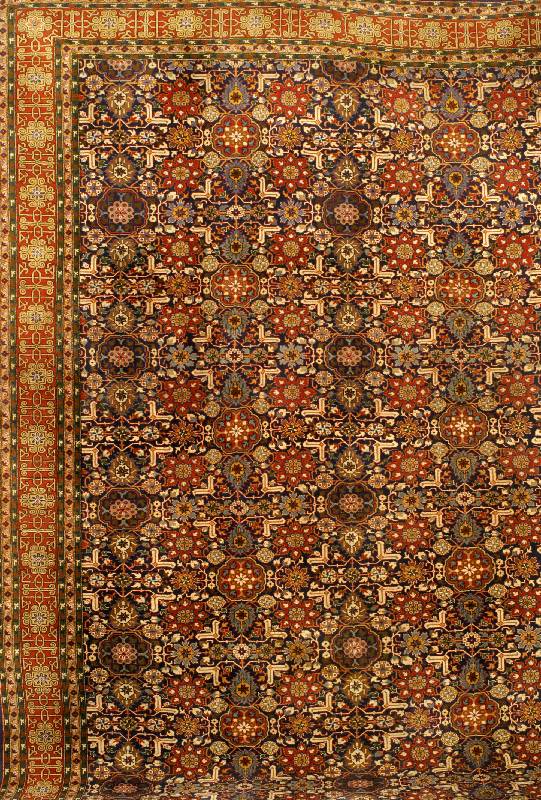 Hereke alt, Türkei, ca. 40 Jahre,Wolle auf Baumwolle, ca. 343 x 238 cm, Schätzwert: 4800.- EURO, EHZ: 2. Ein Sog. Kaukasische Blat tgabel Schirwan ...