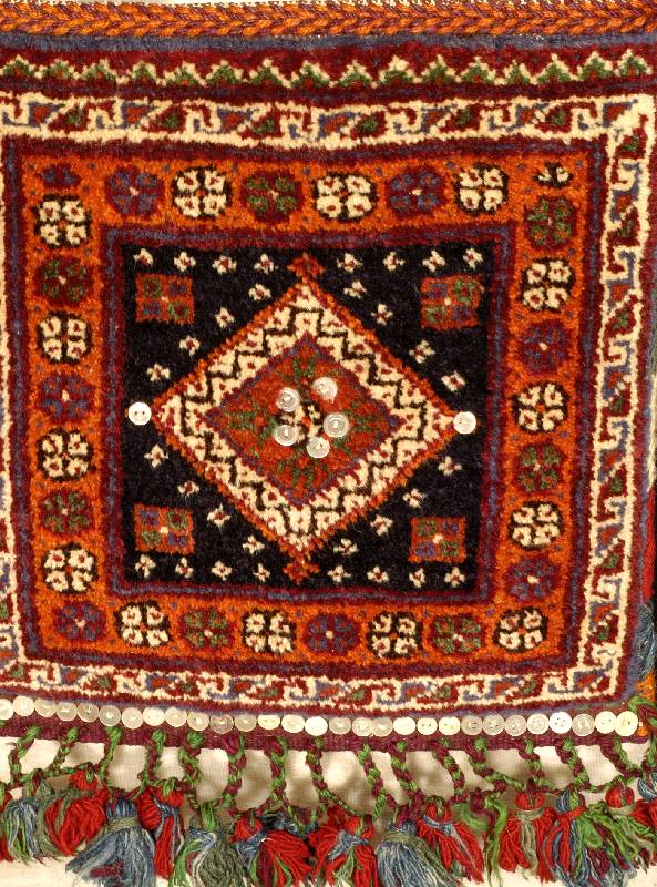 Ghaschgai, Persien, ca. 50 Jahre, Wolle auf Wolle, ca. 35 x 35 cm, SchÄtzwert: 600.- EURO, EHZ: 2 sehr guter Zustand.