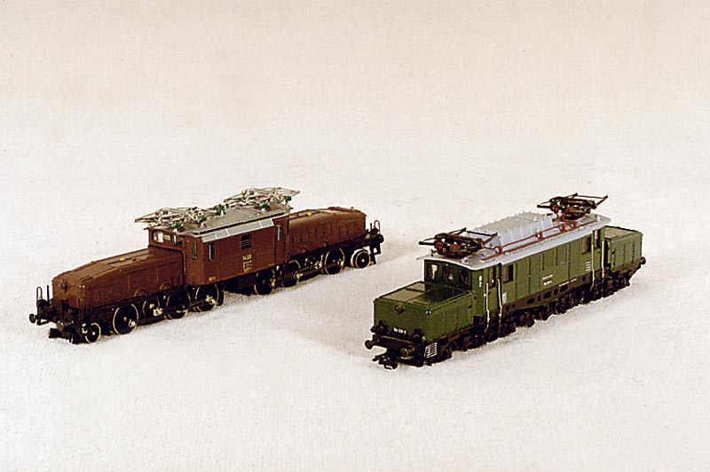 E-Lok, MÄrklin, 2. HÄlfte 20. Jh., Spur HO, Nr. 3352, braunes Krokodil, funktionsfÄhig, im orig. Karton, sammelwÜrdig