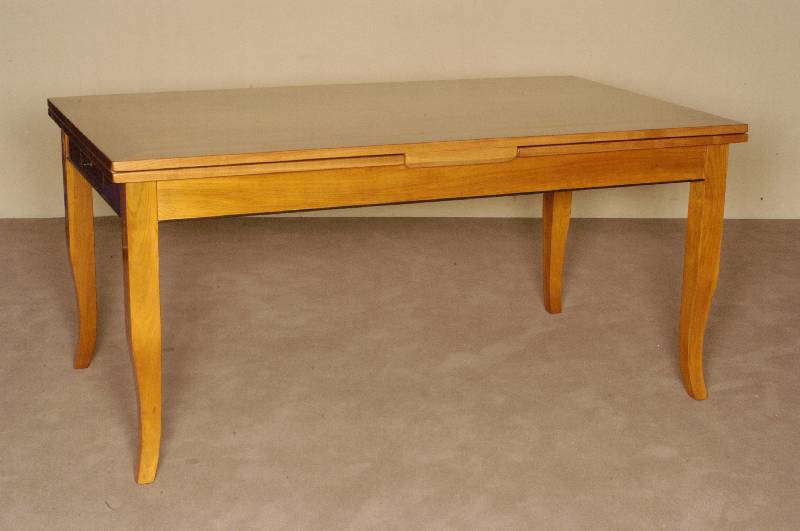 Ausziehtisch, im Biedermeierstil, Kirschbaum massiv, Platte mit Faden- und Sternintarsien, sich auf den Ausziehplatten wiederspiegelnd, StilmÖbel, ...