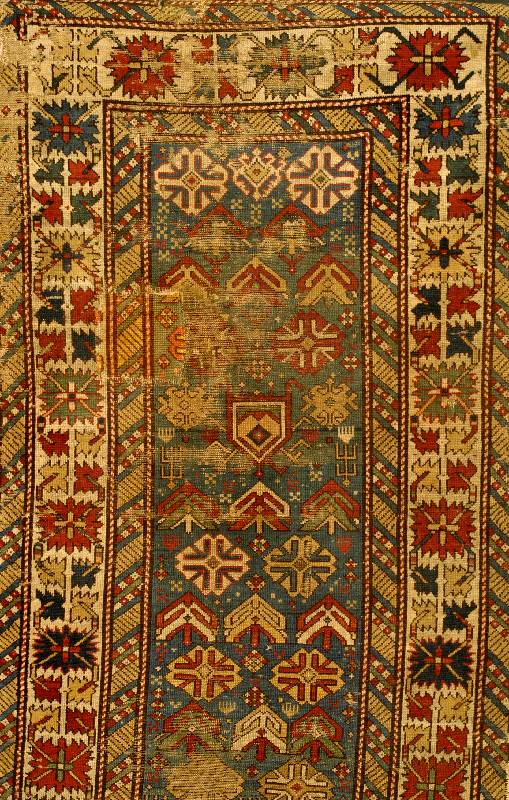Daghestan Antik, Südrussland, Ostkaukasus Sc hirwan-Gebiet, um 1870/80 antik, Wolle auf Wol le, ca. 280 x 97 cm, feine Knüpfung, selten, vergl. ...