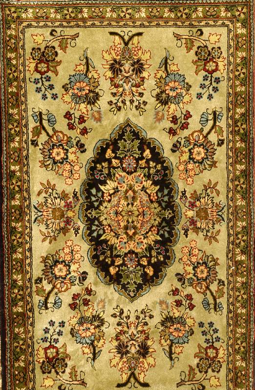 Ghom Seide, China, ca. 30 Jahre, reine Naturseide, ca. 115 x 69 cm, SchÄtzwert: 1300.- EURO, EHZ: 2