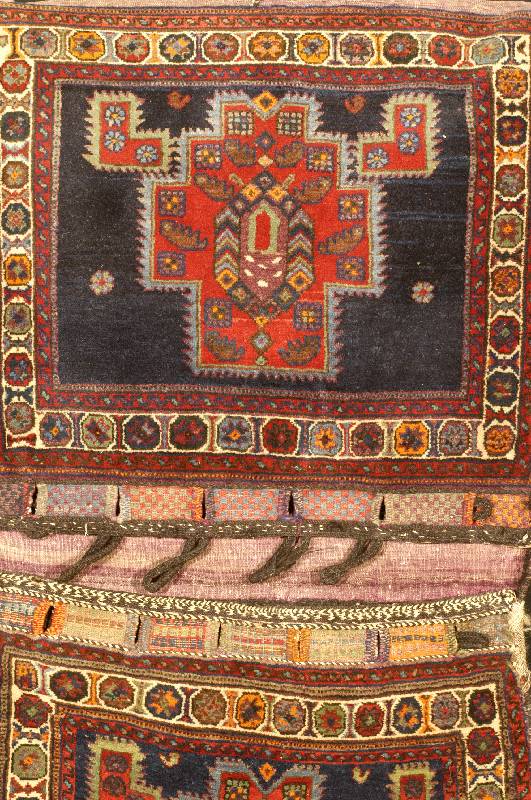 Doppeltasche Afschar, Persien, um 1910, Wolle auf Wolle, ca. 141 x 76 cm, SchÄtzwert: 1200.- EURO, EHZ: 3