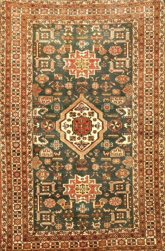 Schirwan, Rußland, ca. 50 Jahre, Wolle auf Baumwolle, ca. 206 x 136 cm, SchÄtzwert: 950.- EURO, EHZ: 3. Seltener grÜner Ton im Fond.