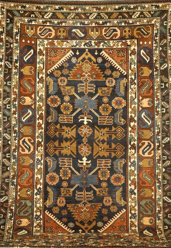 Erivan, Kaukasus, um 1925, Wolle auf Wolle, ca. 237 x 163 cm, SchÄtzwert: 2100.- EURO, EHZ: 2-3. Guter Erhaltungszustand.