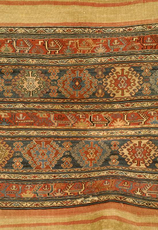Vogel Sumagh, Kauakasus, um 1900, Wolle auf Wolle, ca. 129 x 112 cm, SchÄtzwert: 2400.- EURO, EHZ: 4. Antik und Selten